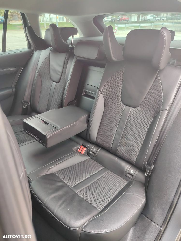 Skoda Octavia 2.0 TDI DSG Edition - 24