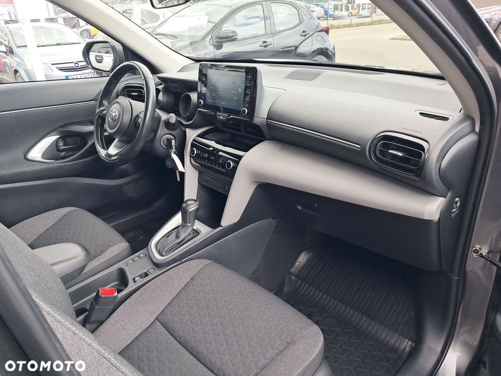 Toyota Yaris Cross Hybrid 1.5 Comfort - 29