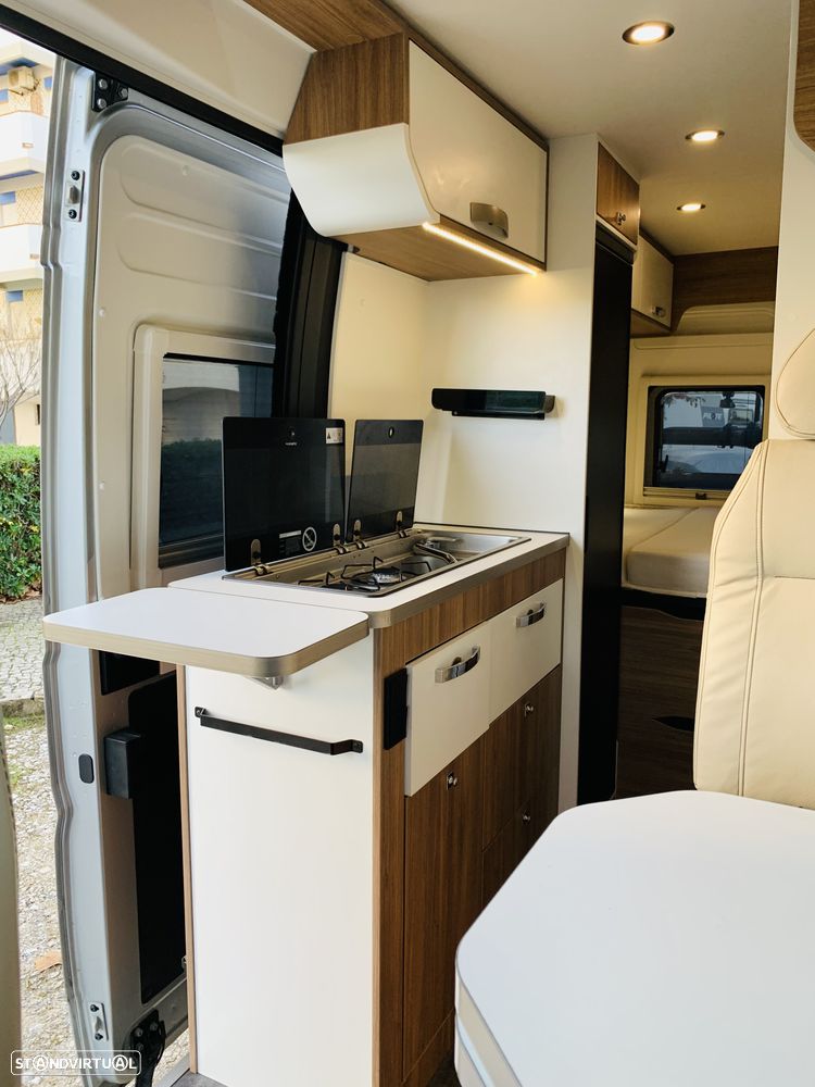 Pilote V600 Pop Up, 140CV - 9