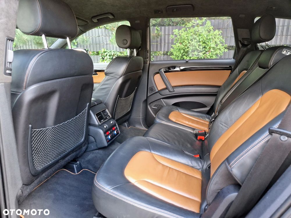 Audi Q7 - 11