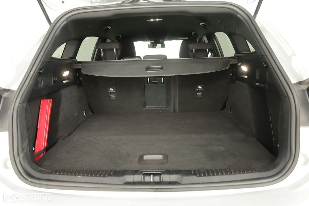Ford Focus SW 1.0 EcoBoost MHEV ST-Line Aut. - 23