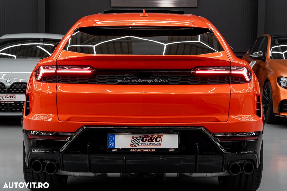 Lamborghini URUS - 25