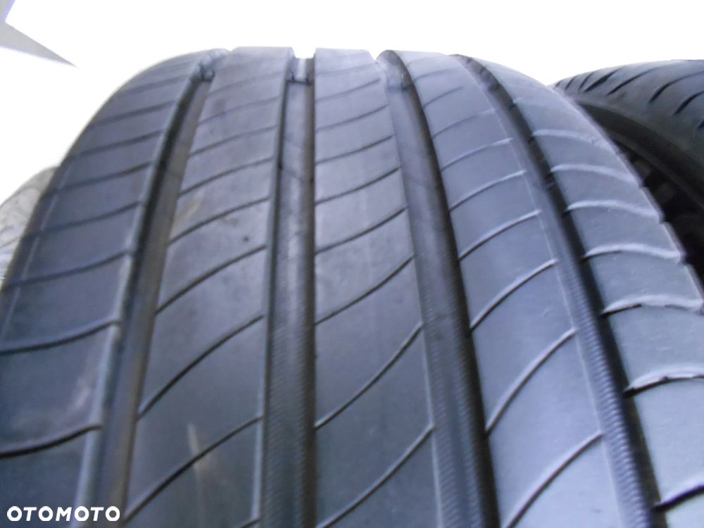 OPONY 235/50R19 MICHELIN PRIMACY 4 S1 DOT 2623 / 0222 7MM - 3