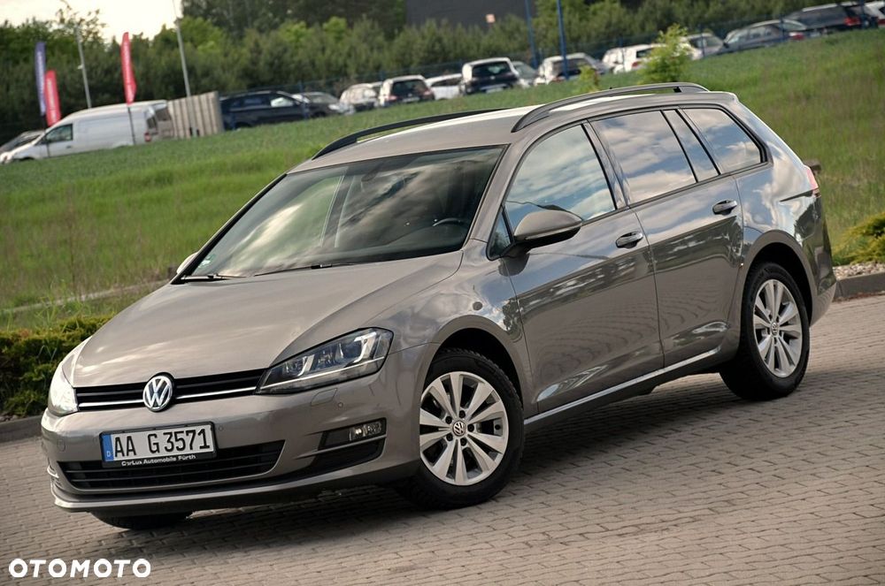 Volkswagen Golf - 5