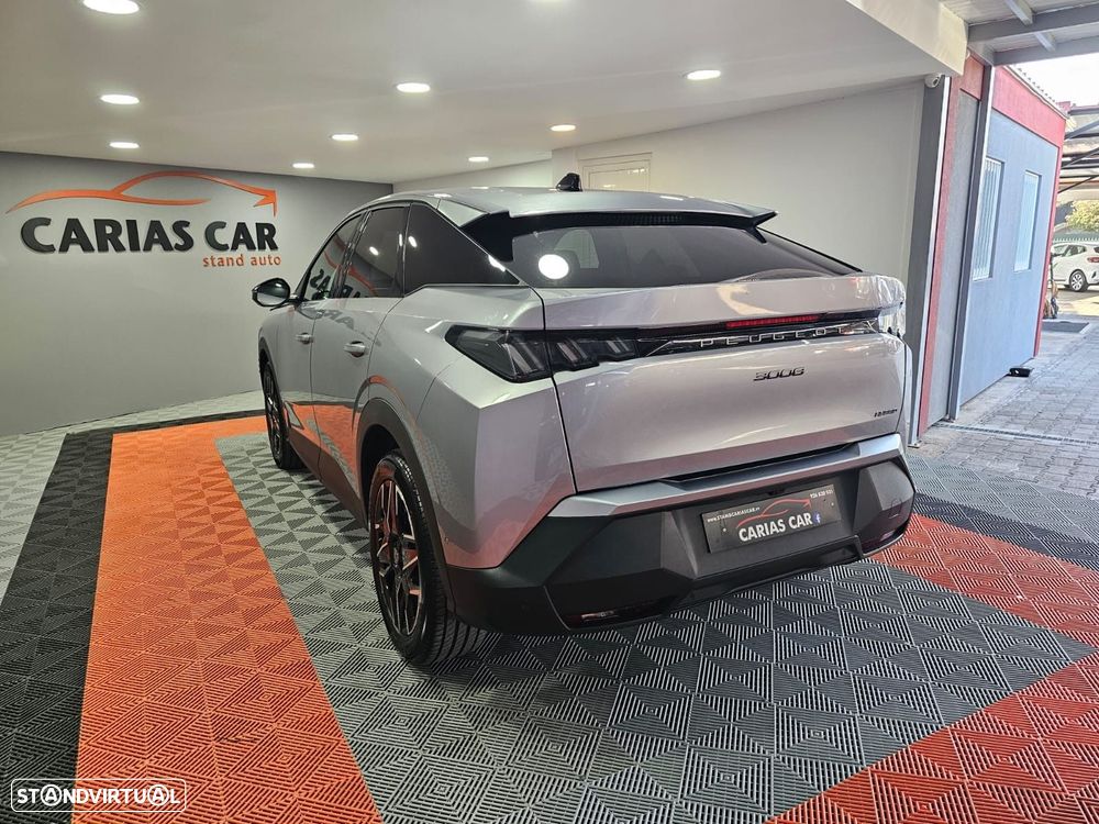 Peugeot 3008 1.2 Hybrid Allure e-DCS6 - 7