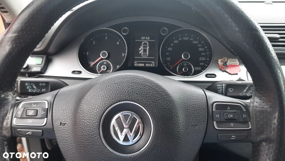 Volkswagen Passat 2.0 TDI DPF Comfortline DSG - 13