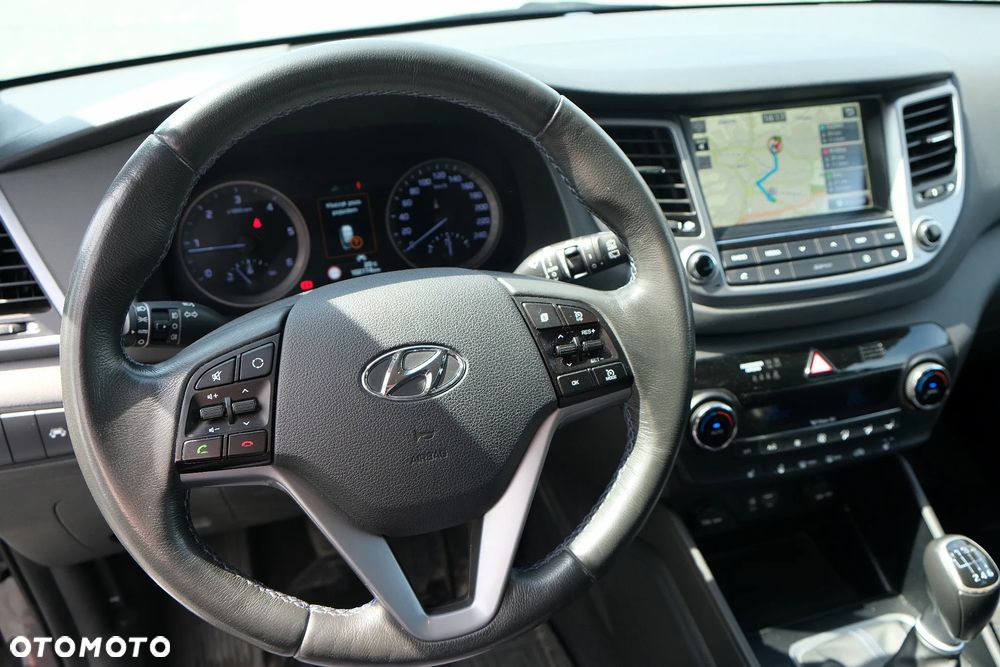 Hyundai Tucson 1.7 CRDI BlueDrive Style 2WD - 8