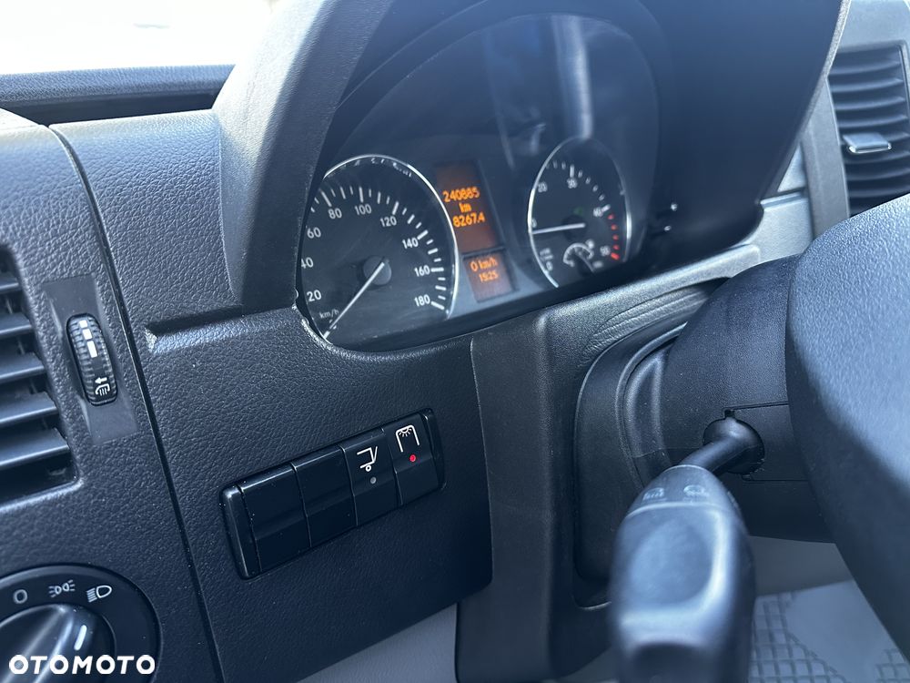 Mercedes-Benz SPRINTER 316 163KM kontener z winda 750kg 2017 R - 18