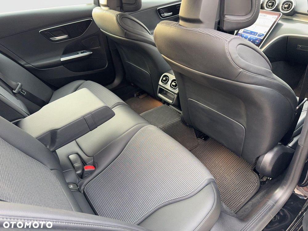 Mercedes-Benz Klasa C - 23