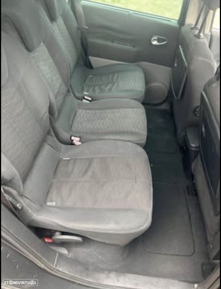 Renault Grand Scénic 1.5 dCi Pack Clim 7L. - 7