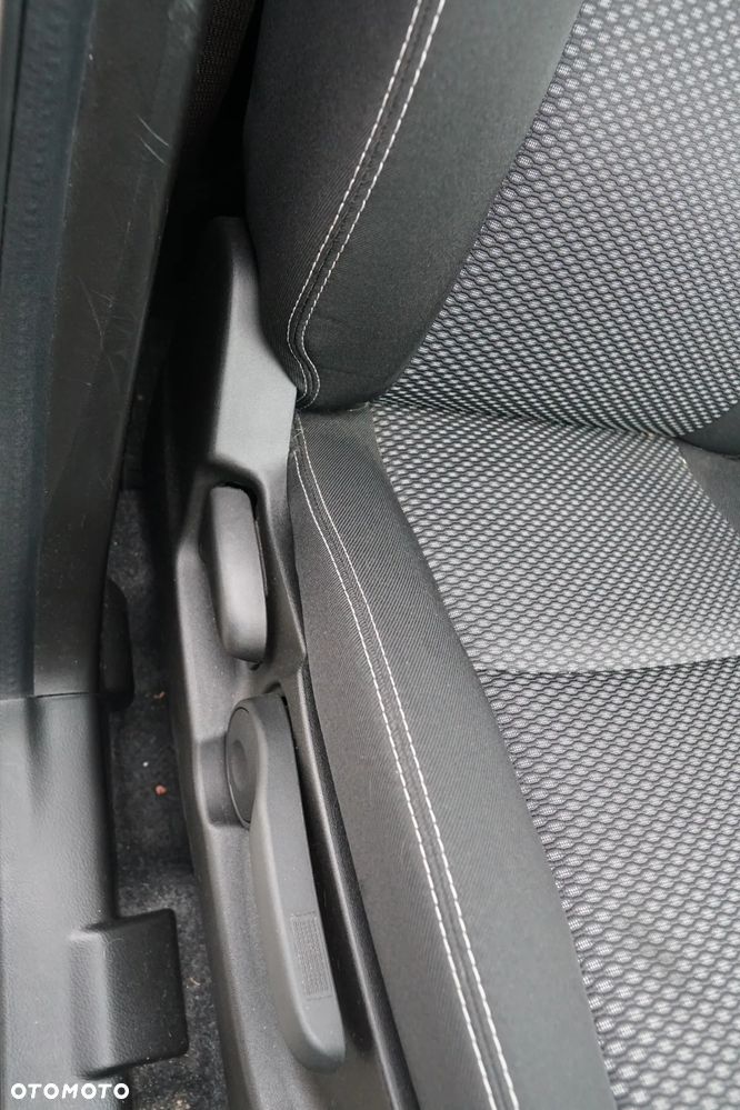 Suzuki Vitara 1.6 Comfort 2WD - 13