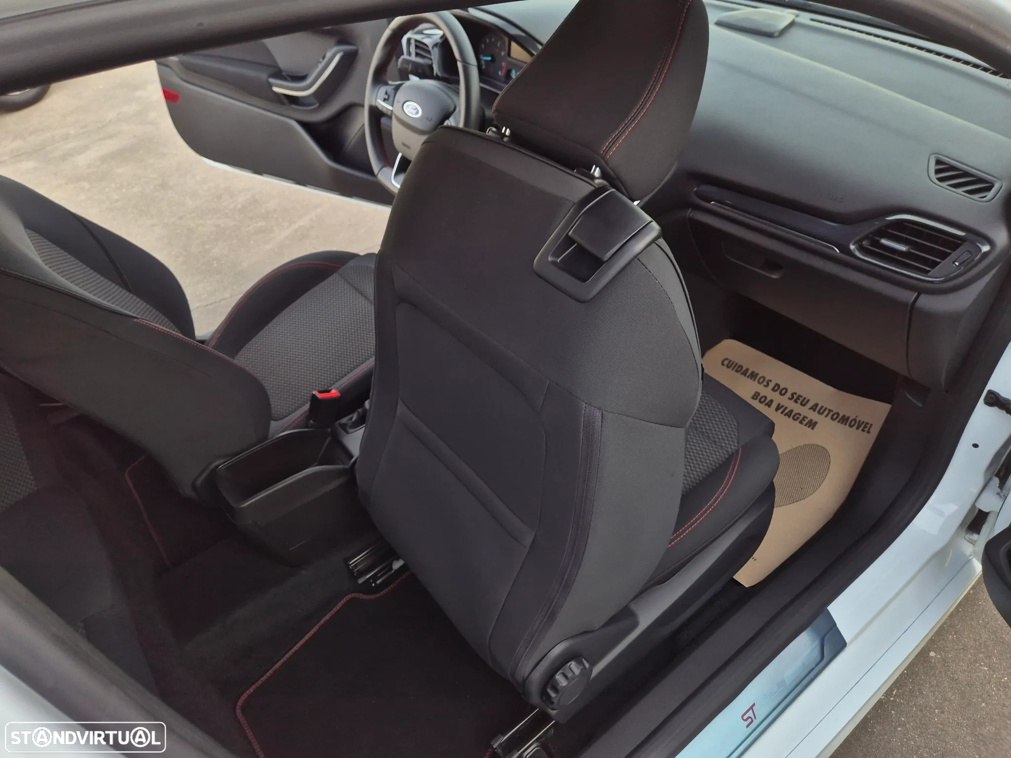 Ford Fiesta 1.0 T EcoBoost STLine - 37
