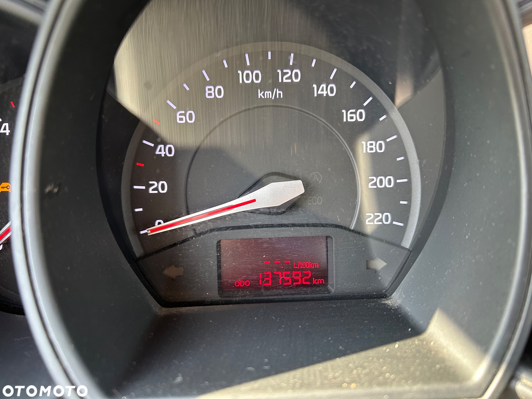 Kia Rio - 8