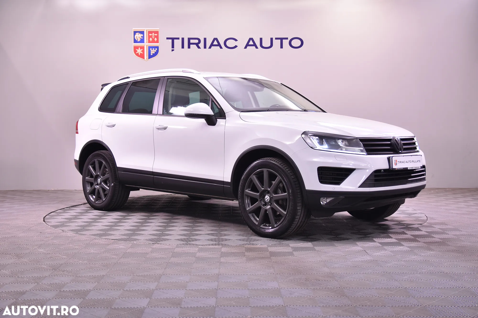 Volkswagen Touareg - 7