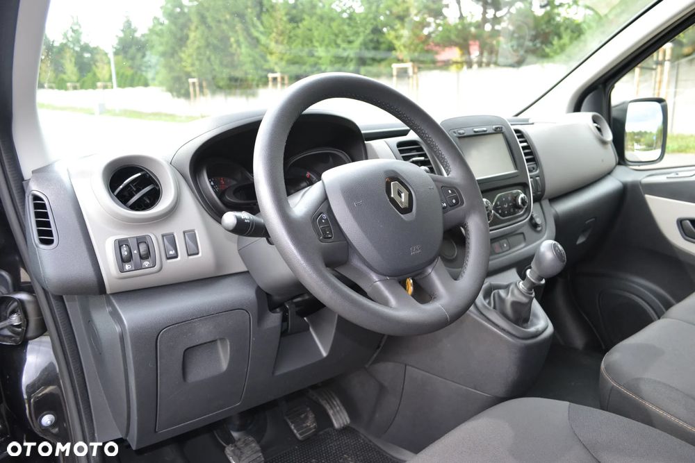 Renault Trafic - 12