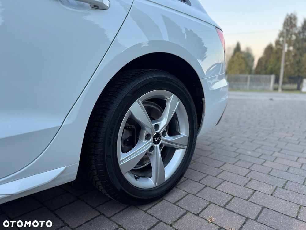 Audi A4 Avant 35 TFSI S tronic advanced - 13