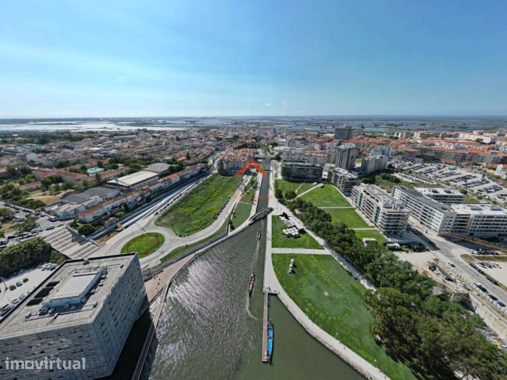 Permuta - 2 Lotes de Terreno para 48 Frações - Aveiro - Grande imagem: 2/4