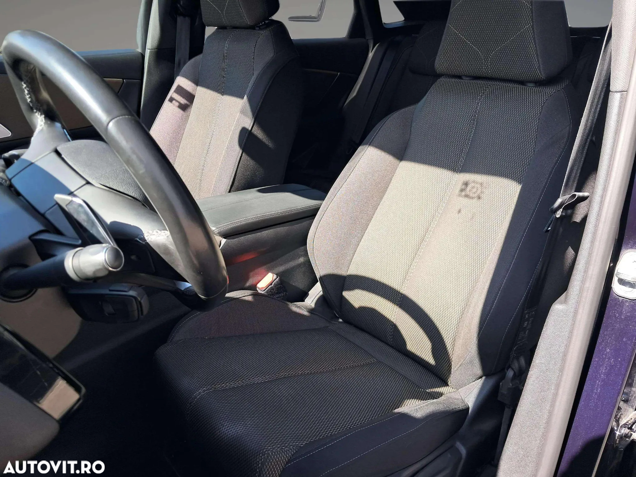 DS Automobiles DS 7 Crossback - 14