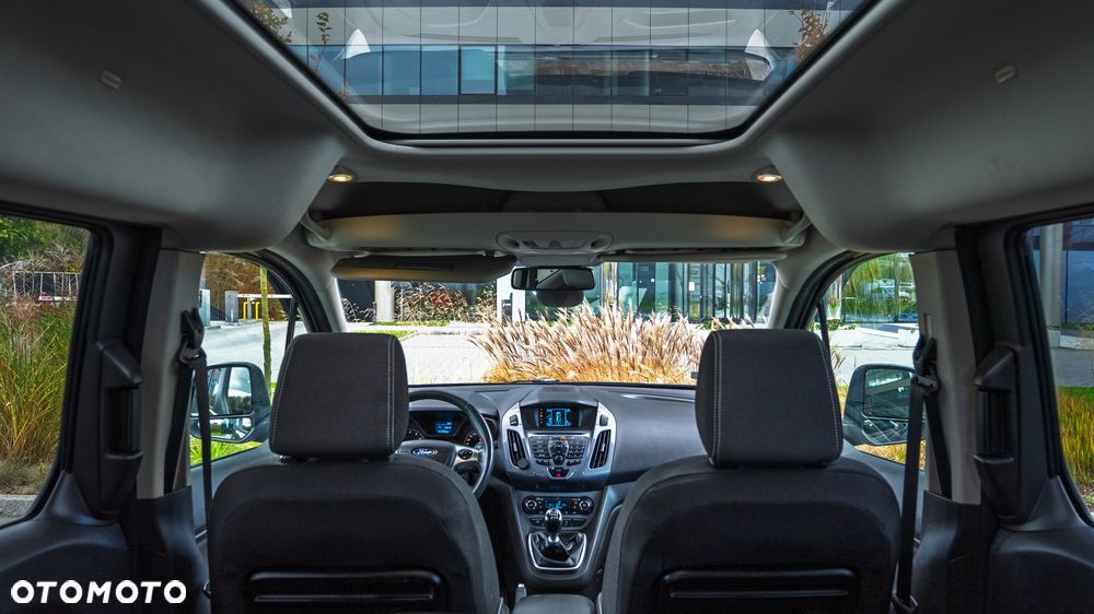 Ford Tourneo Connect 1.0 EcoBoost Titanium - 25