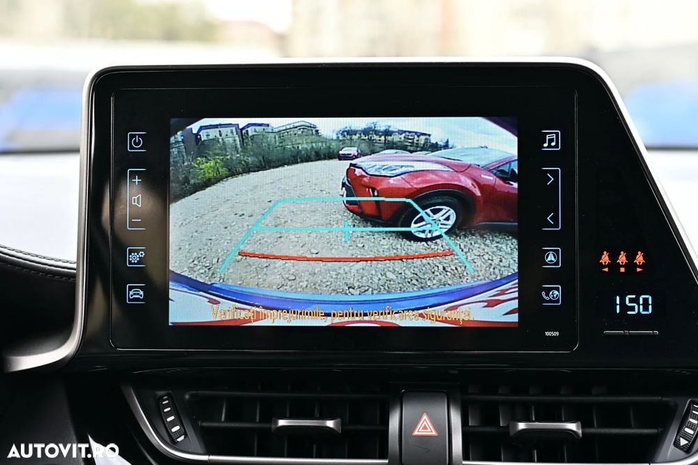 Toyota C-HR Lounge - 35