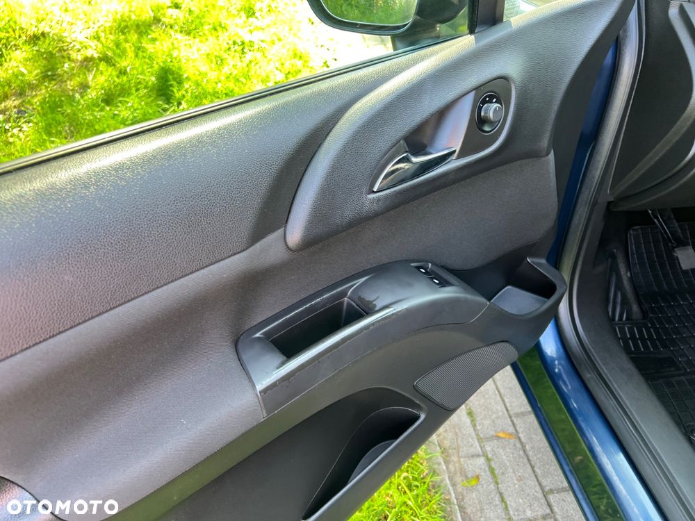 Opel Meriva 1.3 CDTI Essentia ecoFLEX - 19