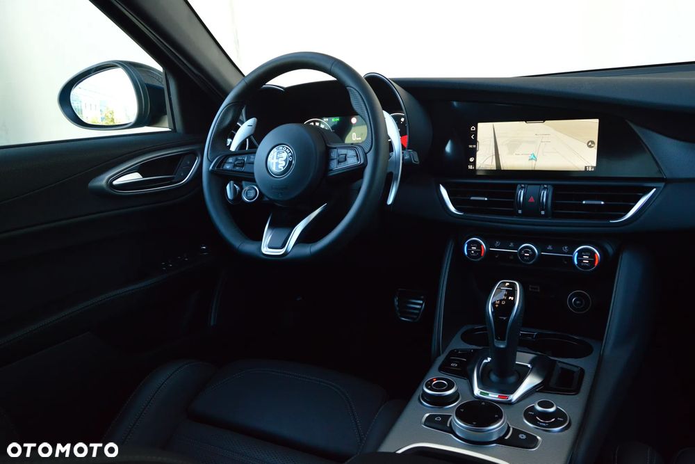 Alfa Romeo Giulia 2.0 Turbo Veloce TI Q4 - 21