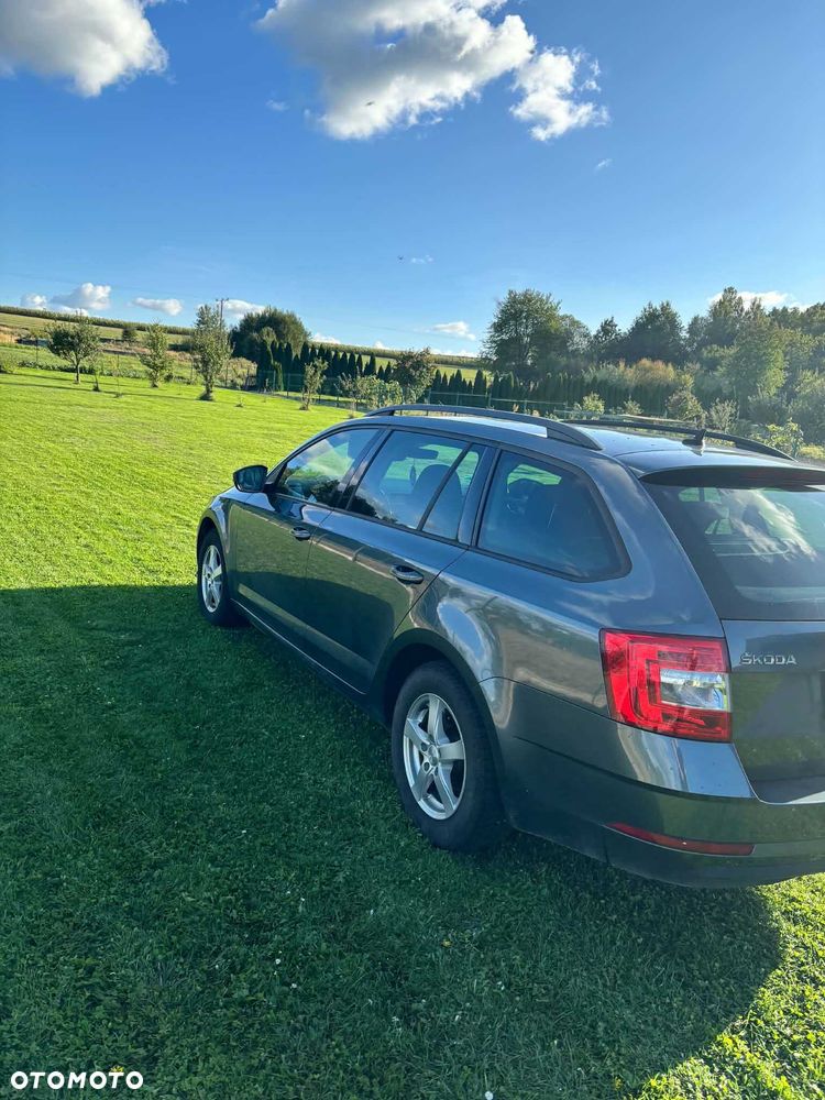 Skoda Octavia - 4