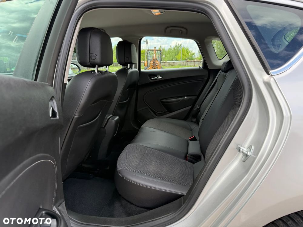 Opel Astra 1.4 Turbo Active - 5