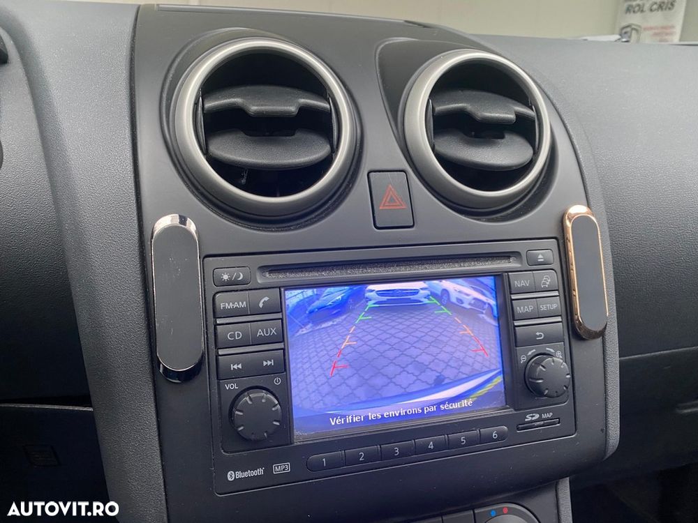 Nissan Qashqai+2 - 23