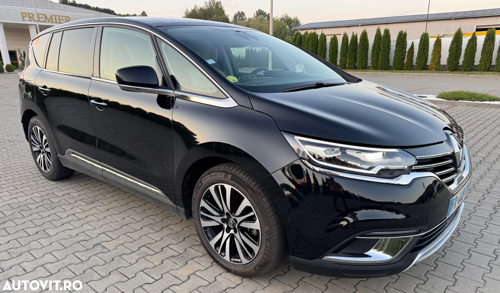 Renault Espace BLUE dCi 200 EDC INITIALE PARIS - 3