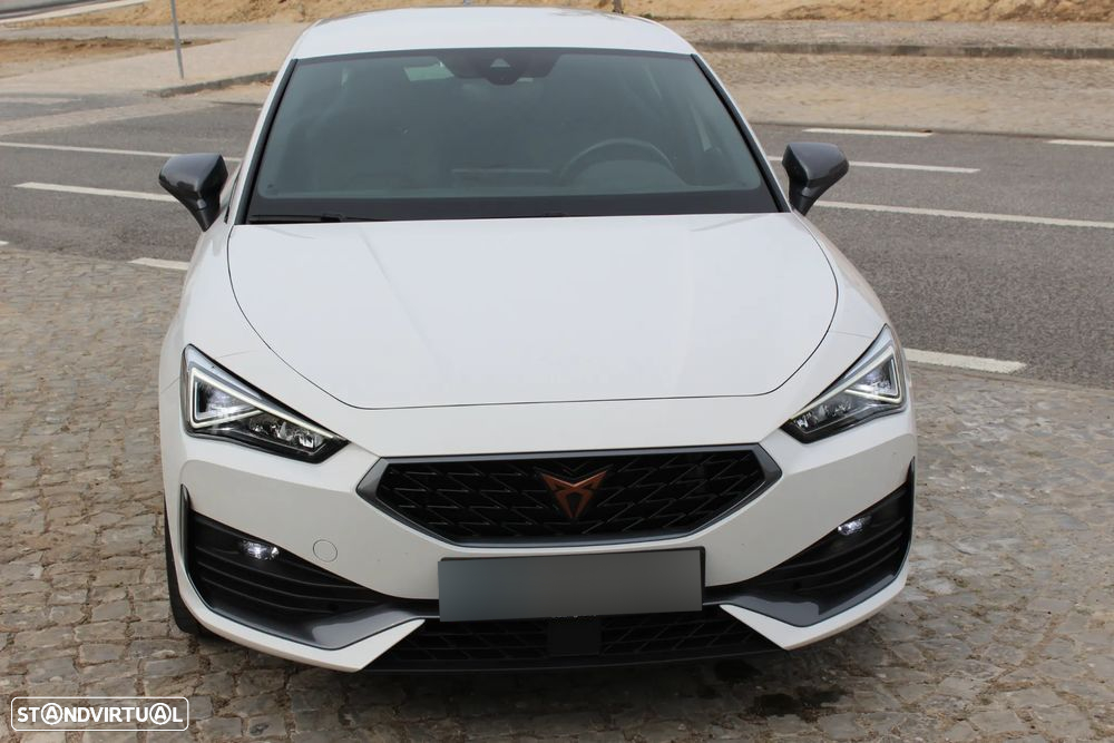 Cupra Leon 1.4 e-Hybrid (180 kW System) - 24