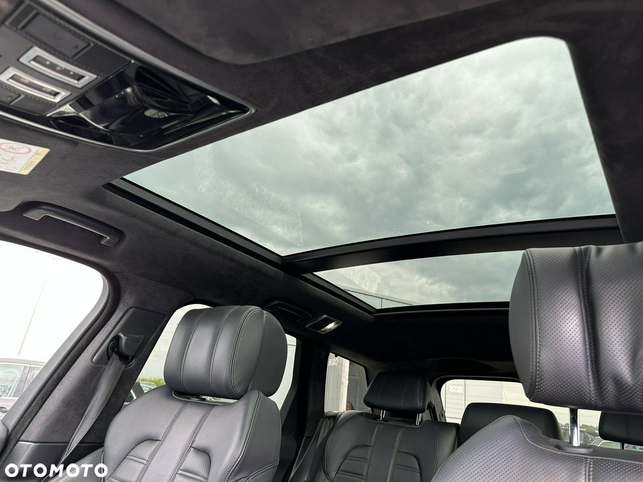 Land Rover Range Rover Sport SDV6 Autobiography Dynamic - 31