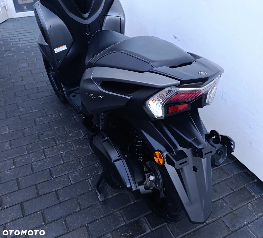 Yamaha Tricity - 18