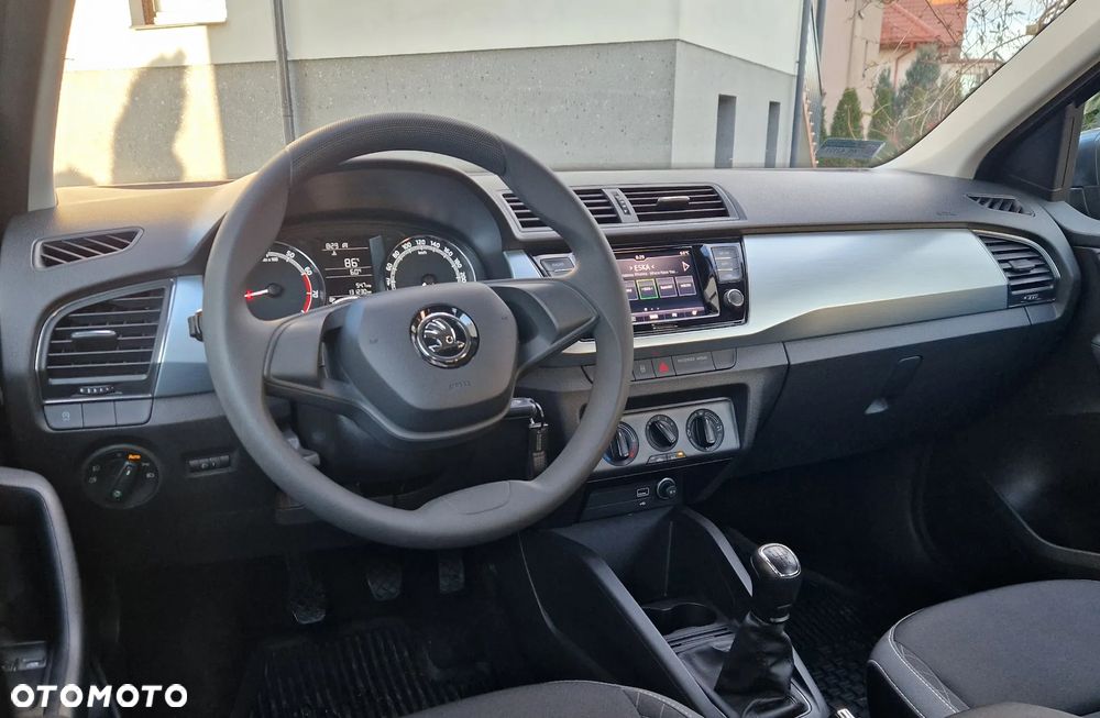 Skoda Fabia 1.0 TSI Ambition - 10