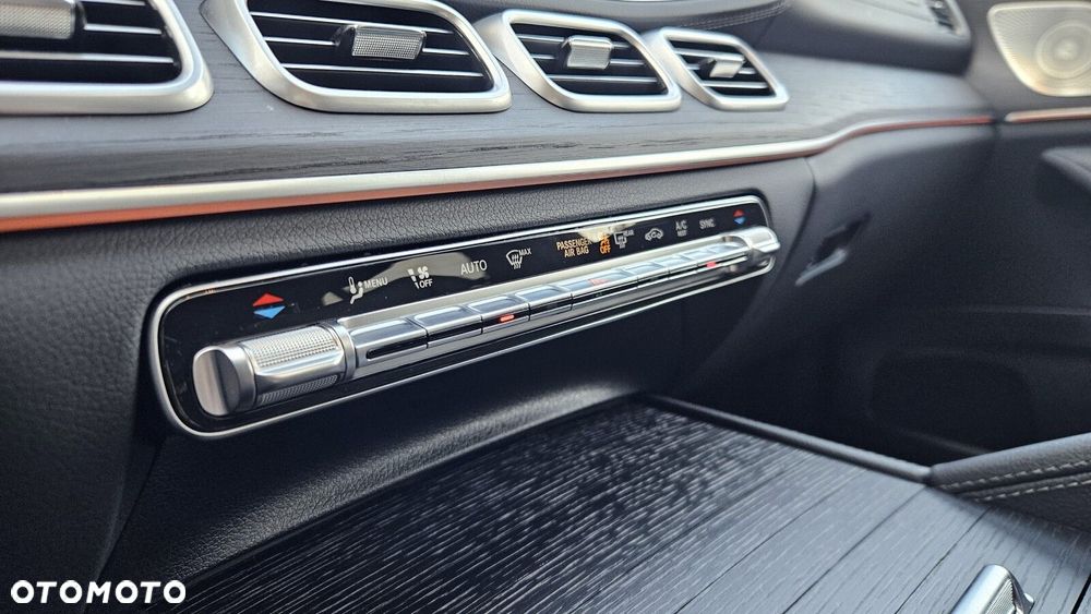 Mercedes-Benz GLE - 26