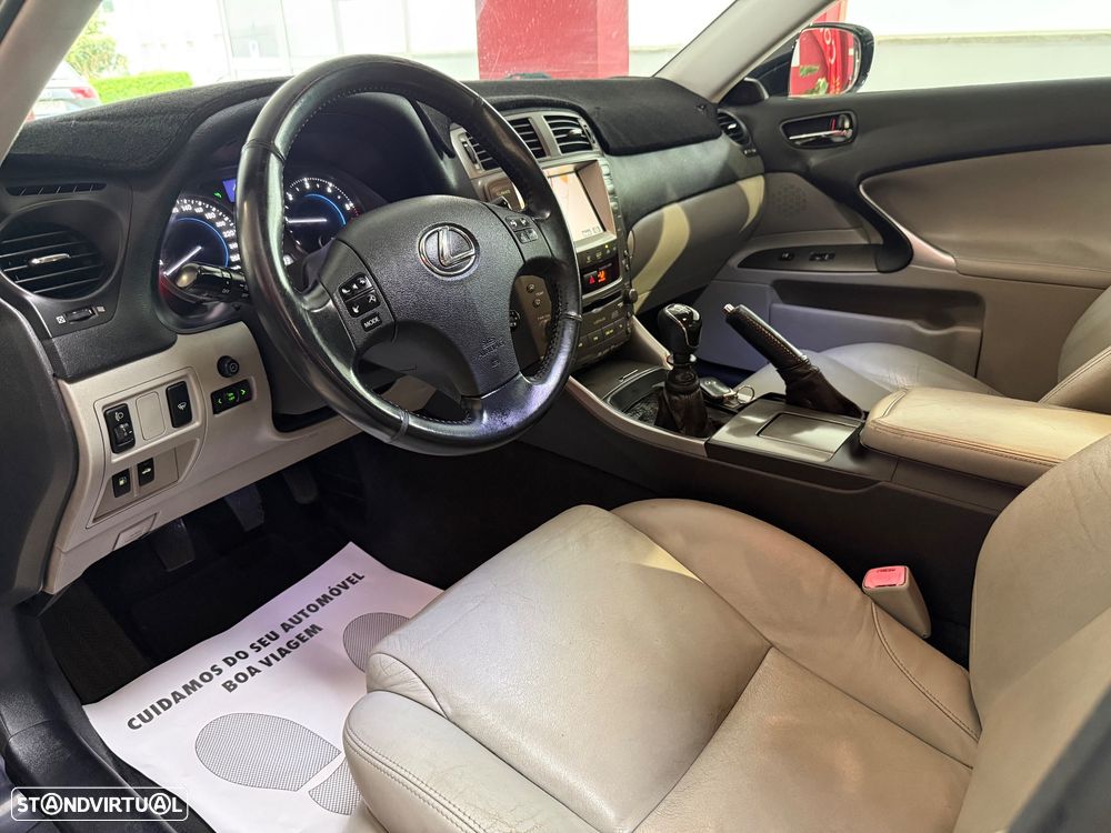 Lexus IS 220 d Luxury Line - 5