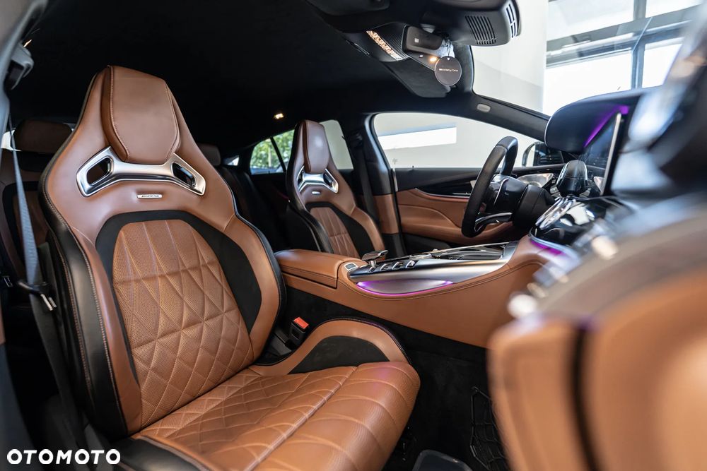 Mercedes-Benz AMG GT 43 Speedshift TCT 9G - 39