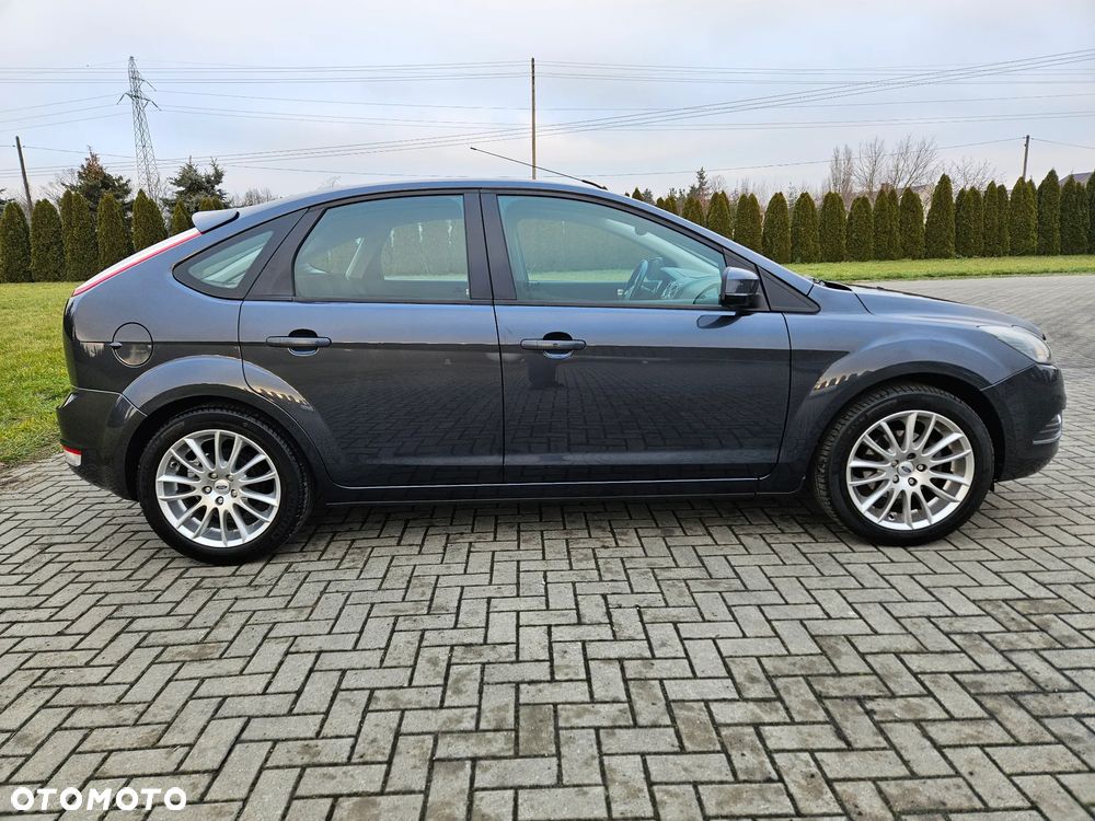 Ford Focus 1.8 Titanium - 16