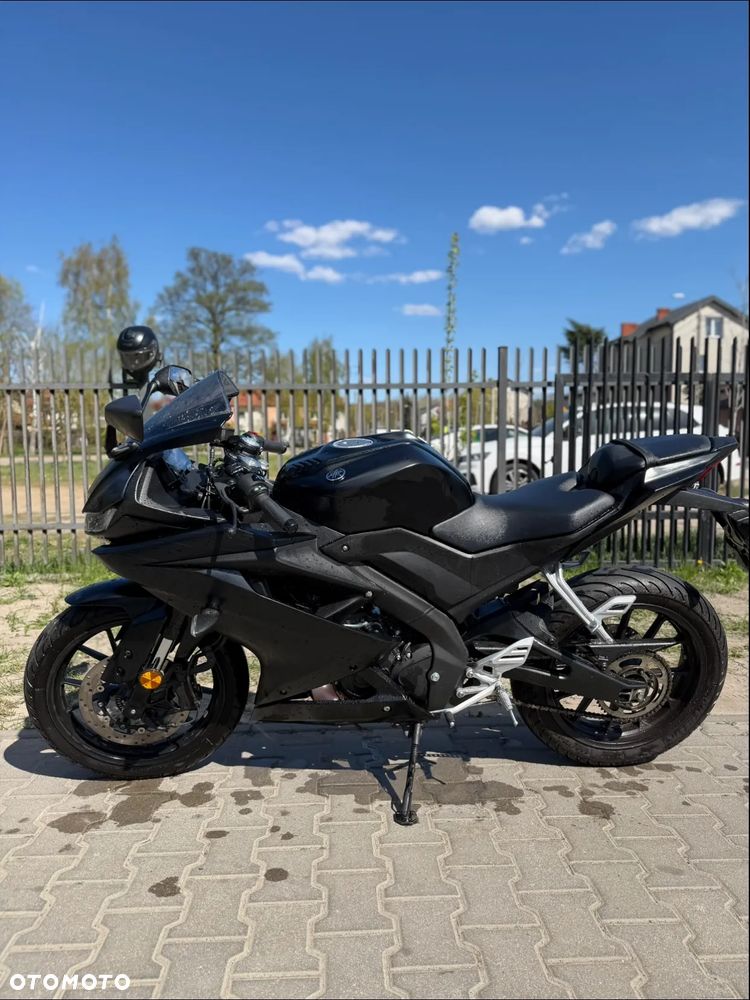 Yamaha YZF - 6