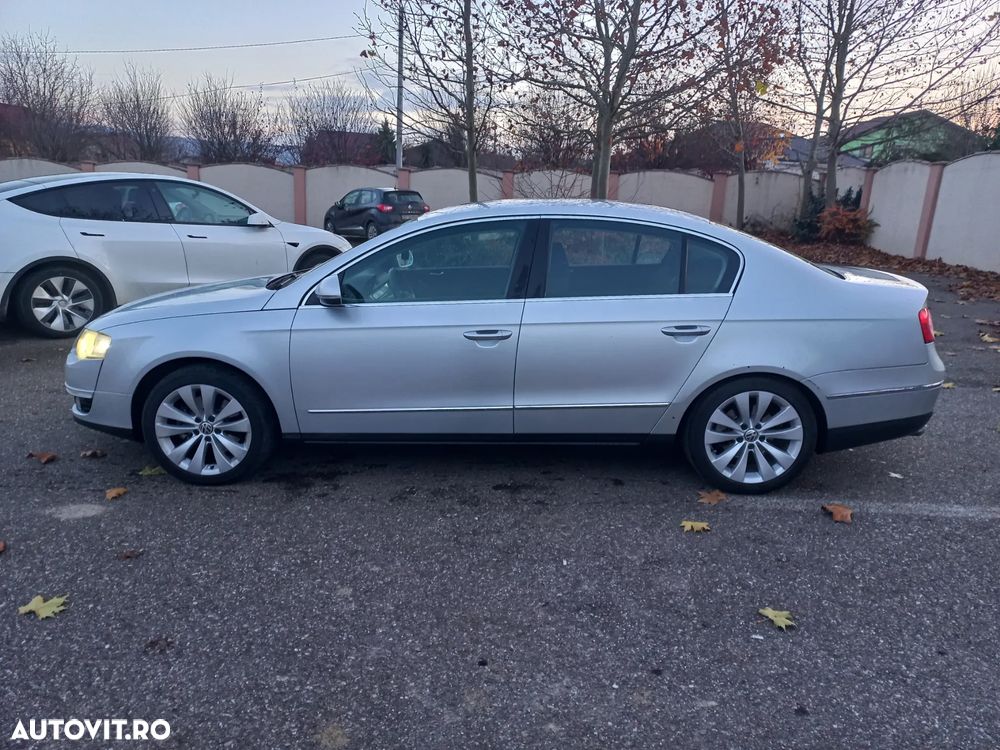 Volkswagen Passat - 4