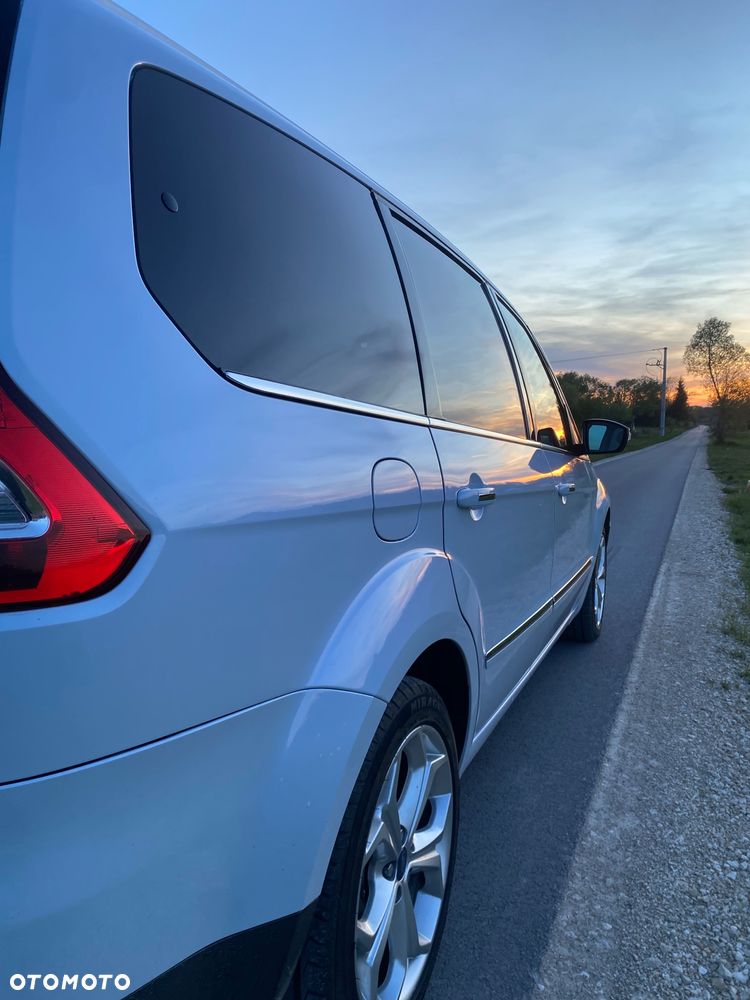 Ford Galaxy 2.0 TDCi Titanium - 16