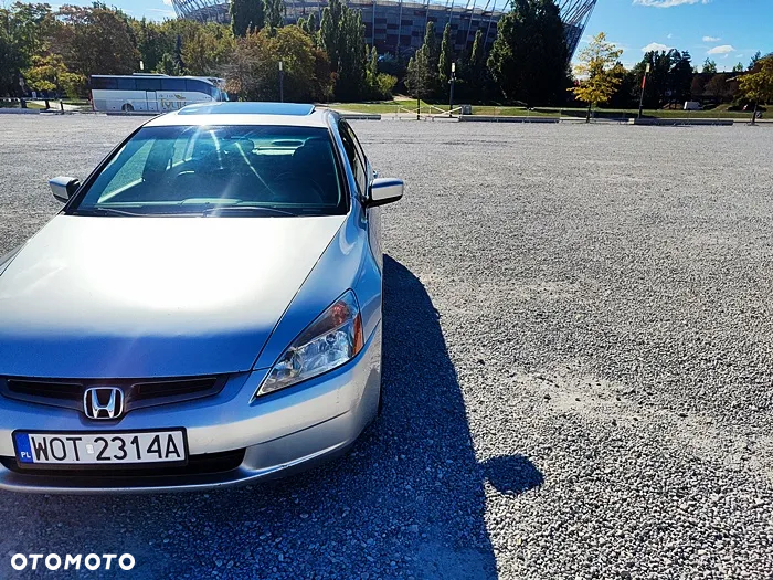 Honda Accord 3.0 V6 EX - 21