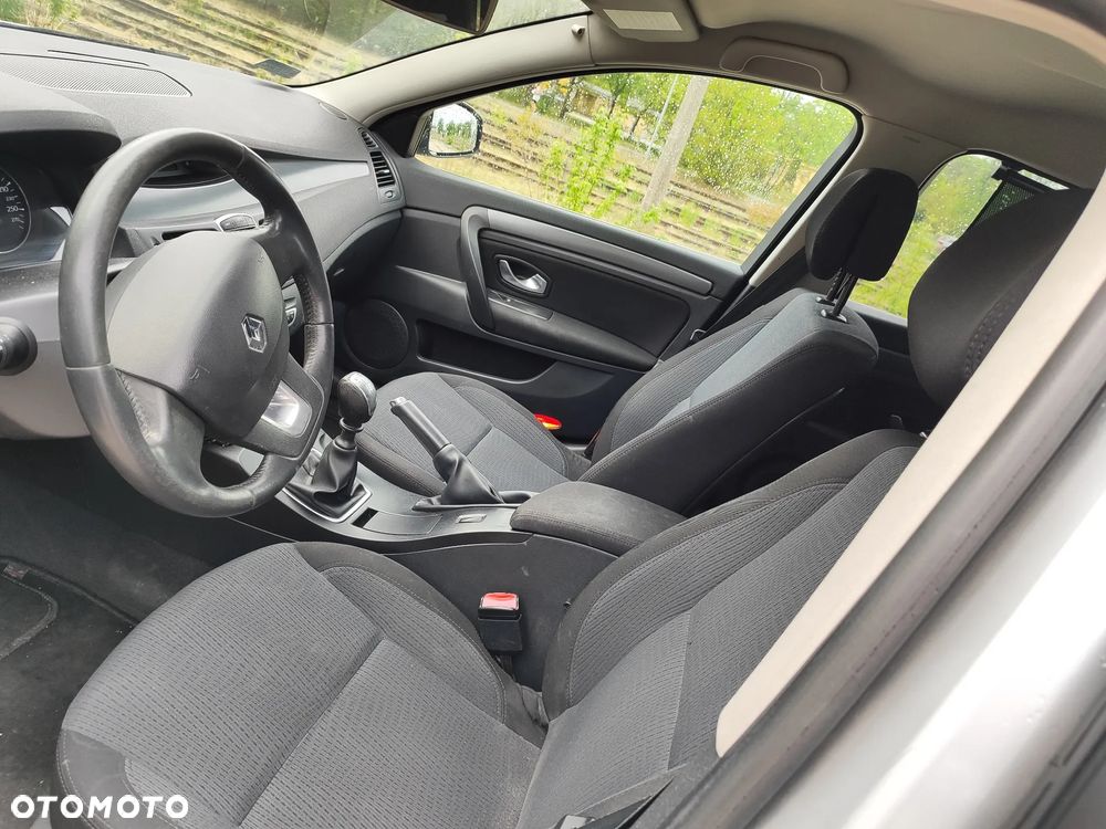 Renault Laguna 2.0 Dynamique - 9