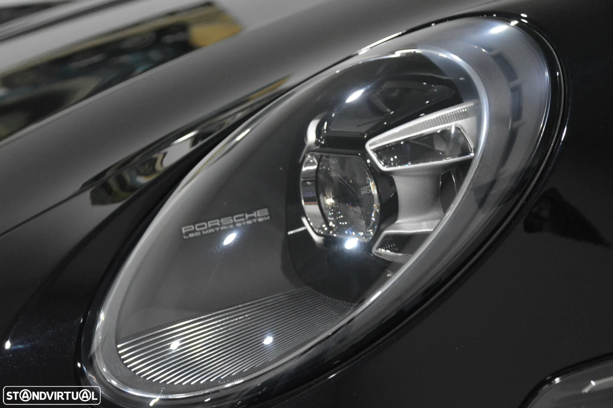 Porsche 911 (992) Carrera 4S PDK - 22