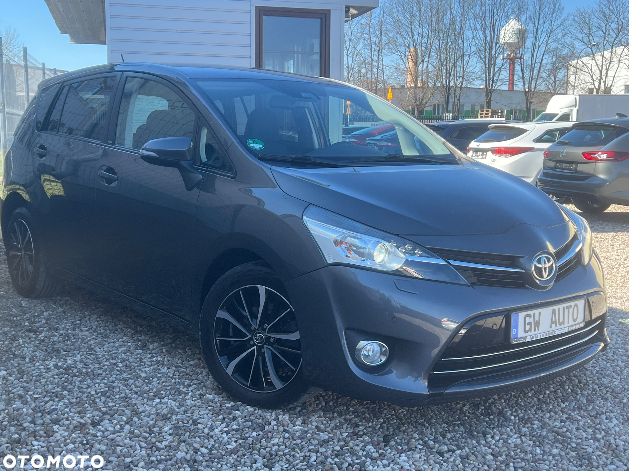 Toyota Verso - 2