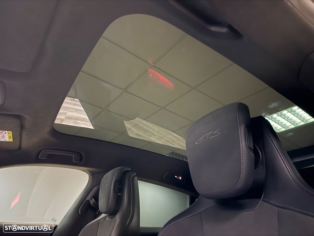 Porsche Taycan Sport Turismo GTS - 21