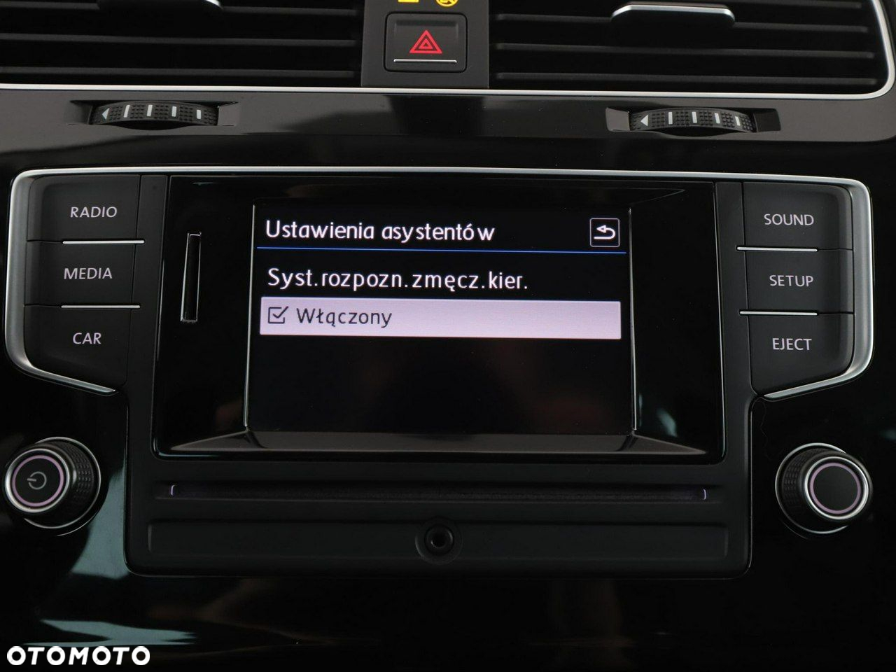 Volkswagen Golf 1.4 TSI BlueMotion Technology Allstar - 23