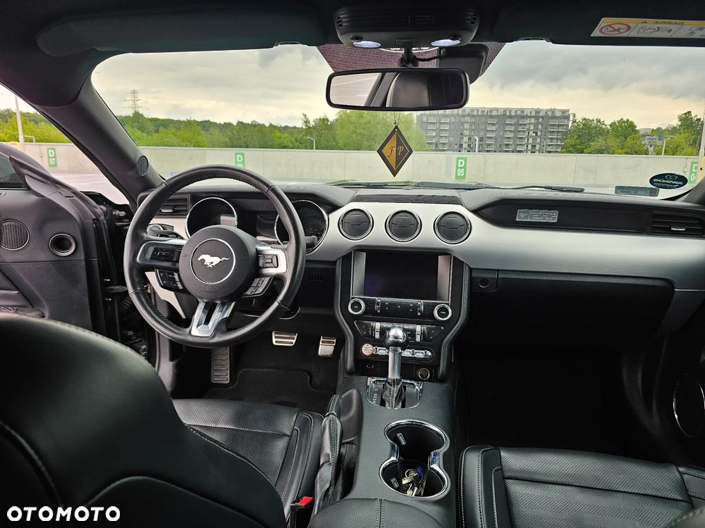 Ford Mustang 5.0 V8 Black Edition - 11