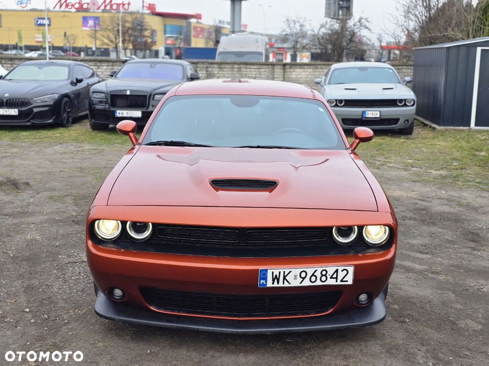 Dodge Challenger