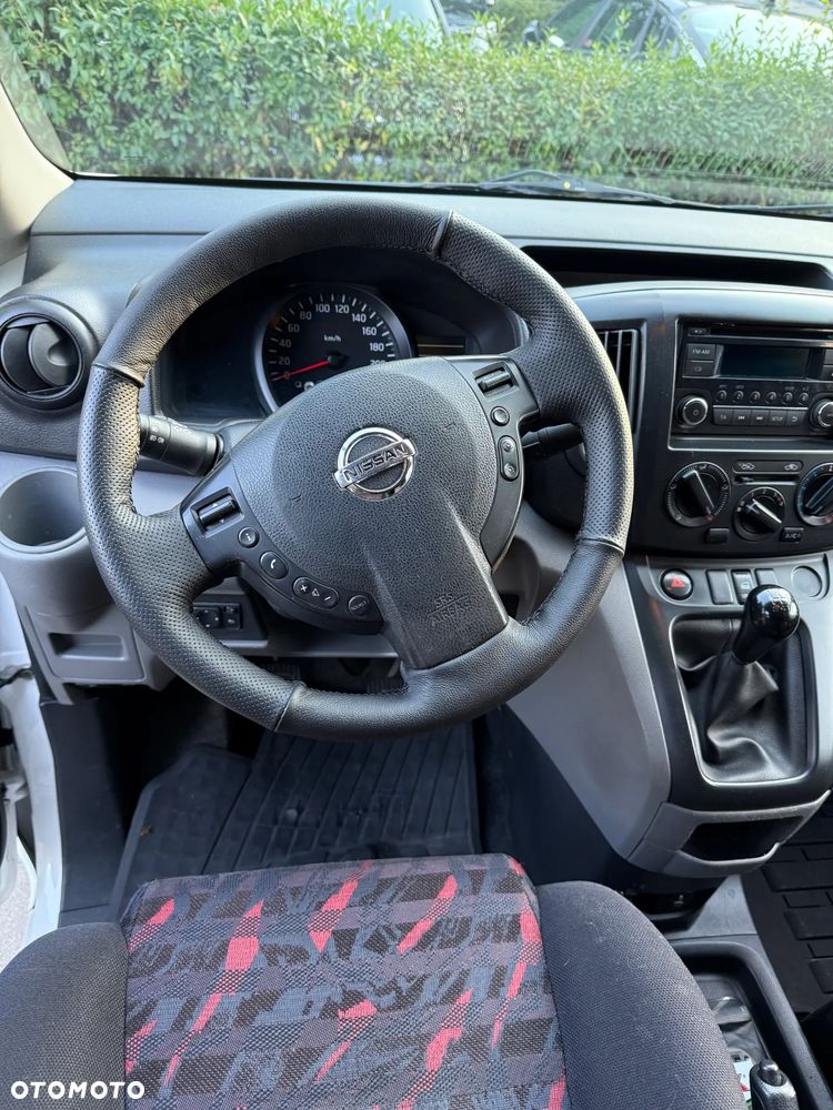 Nissan NV200 - 22